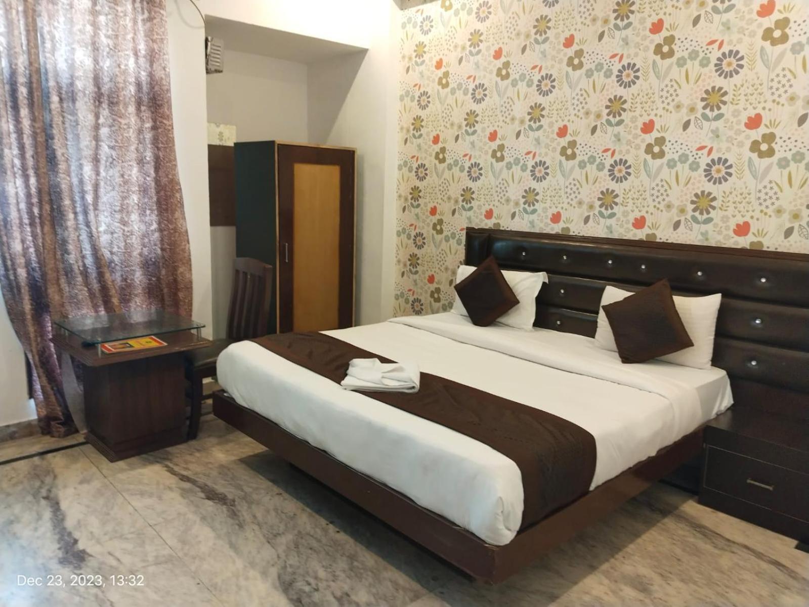Hotel Shivanta Residency Rishīkesh Exterior foto